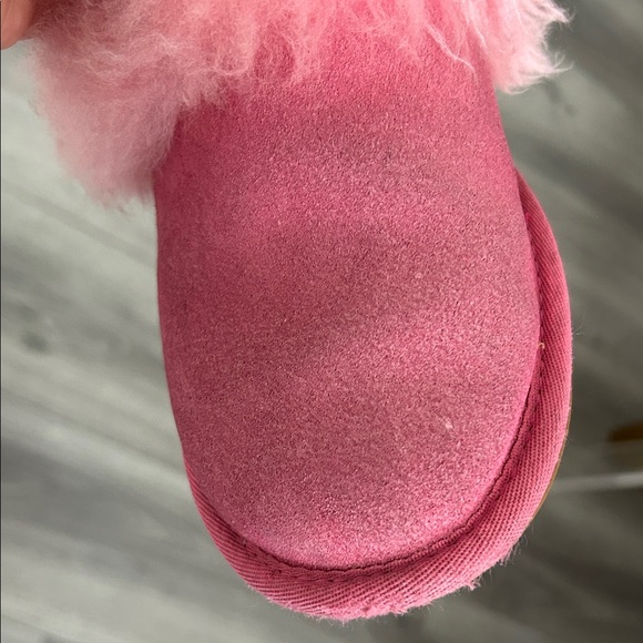 UGG Soft Pink Fluffy Slippers - Picture 9 of 11